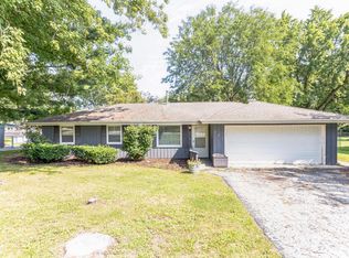 321 Hillside Rd, New Lenox, IL 60451