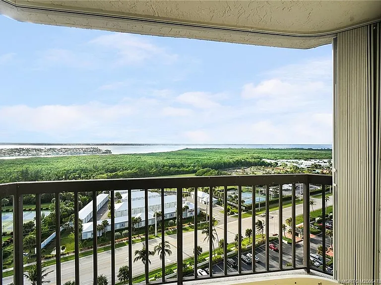 9550 S Ocean Dr #1610 — Photo 42
