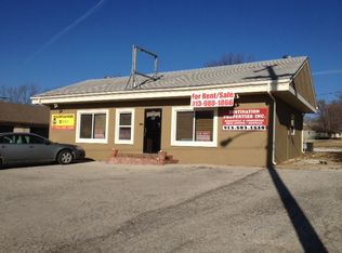 33500 Lexington Ave, De Soto, KS 66018