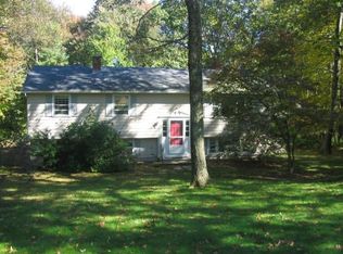 7 Thayer Heights Rd, Hopkinton, MA 01748