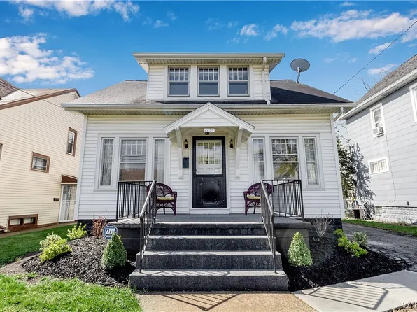 2735 La Salle Ave, Niagara Falls, NY 14301