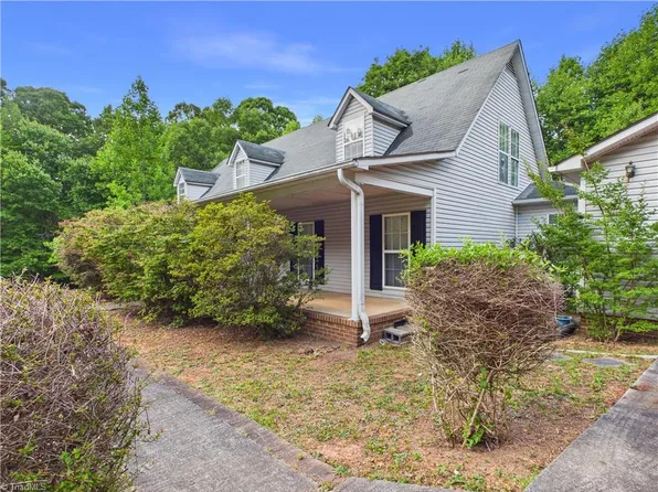 2094 N Asheboro School Rd, Asheboro, NC 27203