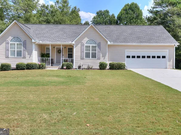 420 Windermere Dr, Loganville, GA 30052