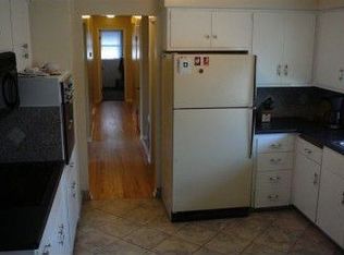 2741 Lynner Dr, Des Moines, IA 50310