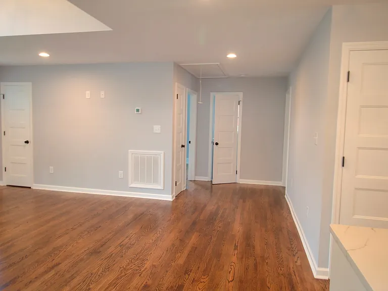 1310 S Bloodworth St — Photo 9