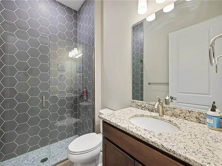 20179 Millrun Dr — Photo 18