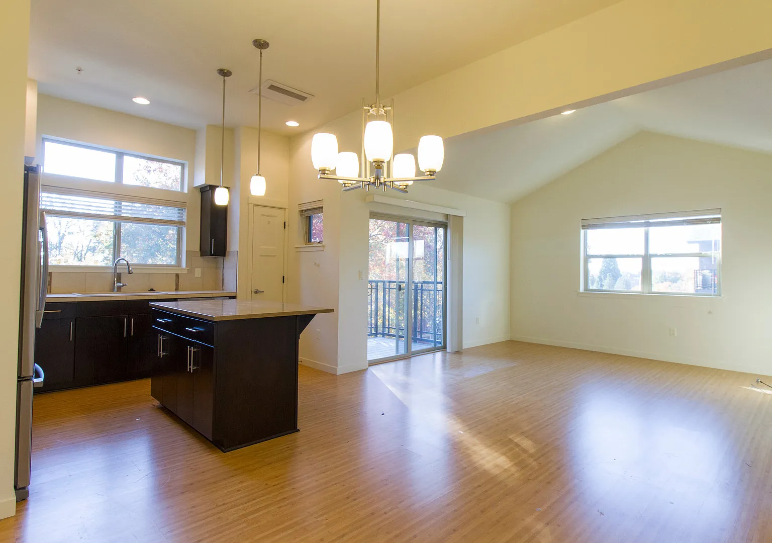 Incredible Top Floor Unit with Balcony, Community Pool, and Laundry in Unit — Photo 3