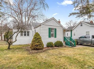 6309 University Dr, Dearborn Heights, MI 48127 | MLS #20230080589 | Zillow