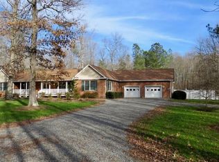 56 Old Oak Trl, Irvington, VA 22480