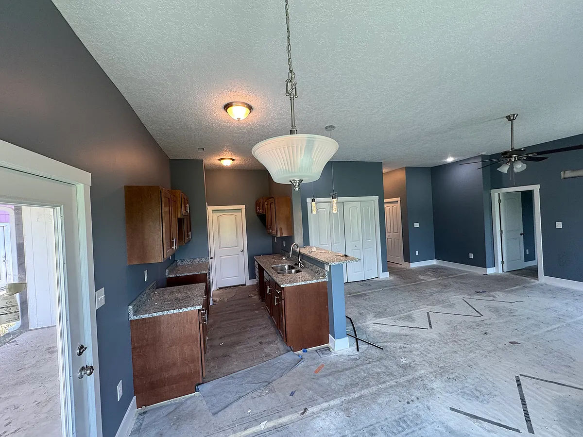Building Photo - 1003 Riley Ave