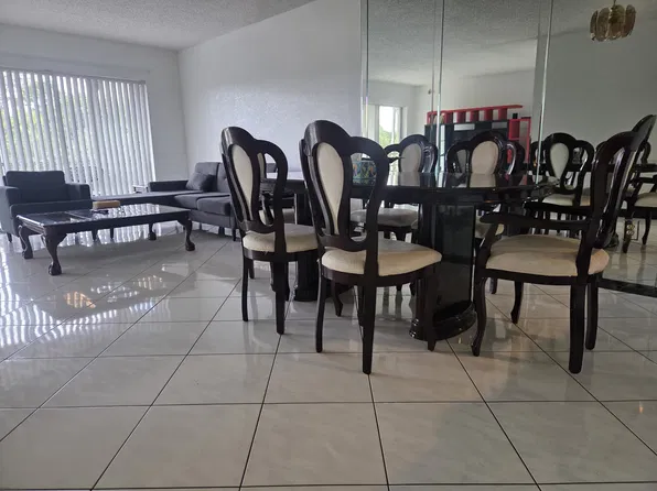4131 Stirling Rd, Dania Beach, FL
