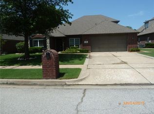 108 S Aster Ave, Broken Arrow, OK 74012