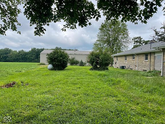 4th image of 1688 E County Road 150 N