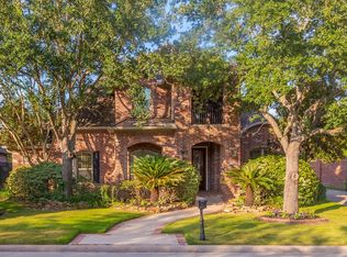 11718 Legend Manor Dr, Houston, TX 77082
