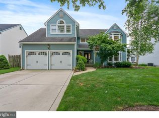 35 Edinburgh Ln, Mount Laurel, NJ 08054