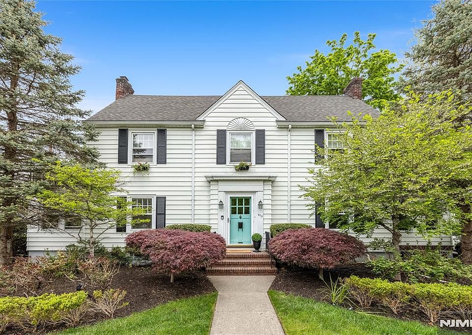 1st image of 403 Colonial Rd