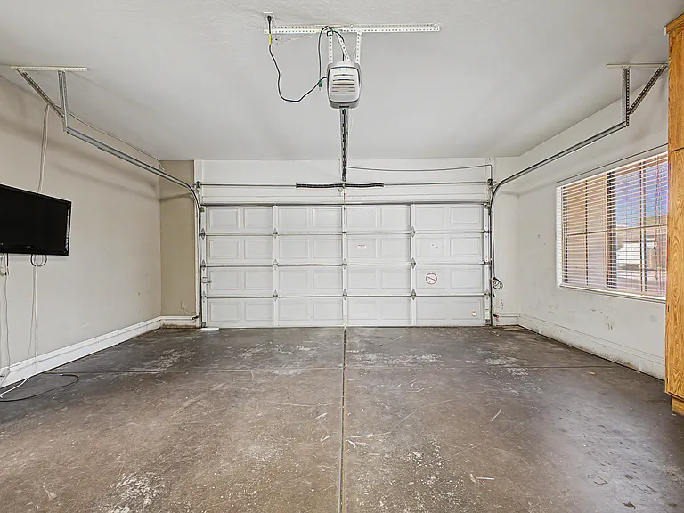17446 W Yavapai St — Photo 44