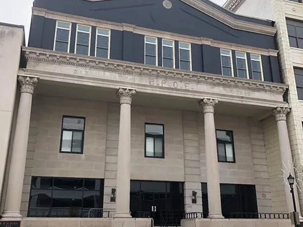 1015 4th Ave #5, Huntington, WV 25701