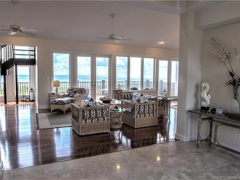1871 NE Ocean Blvd #MAIN HOUSE — Photo 9