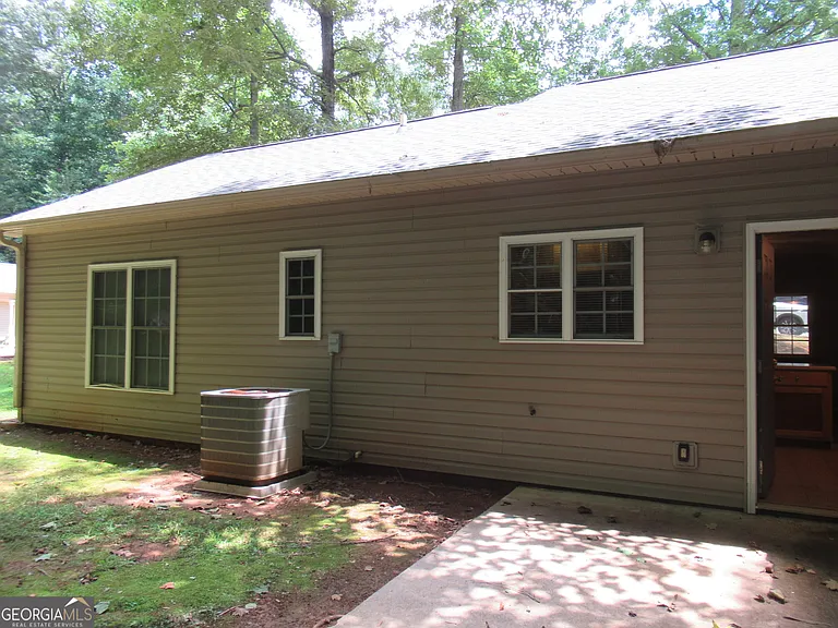 95 Live Oak Rd — Photo 19