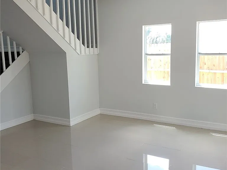 357 Flamingo Rd NE #1 — Photo 6