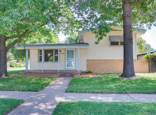 1856 N Westridge Dr, Wichita, KS 67203