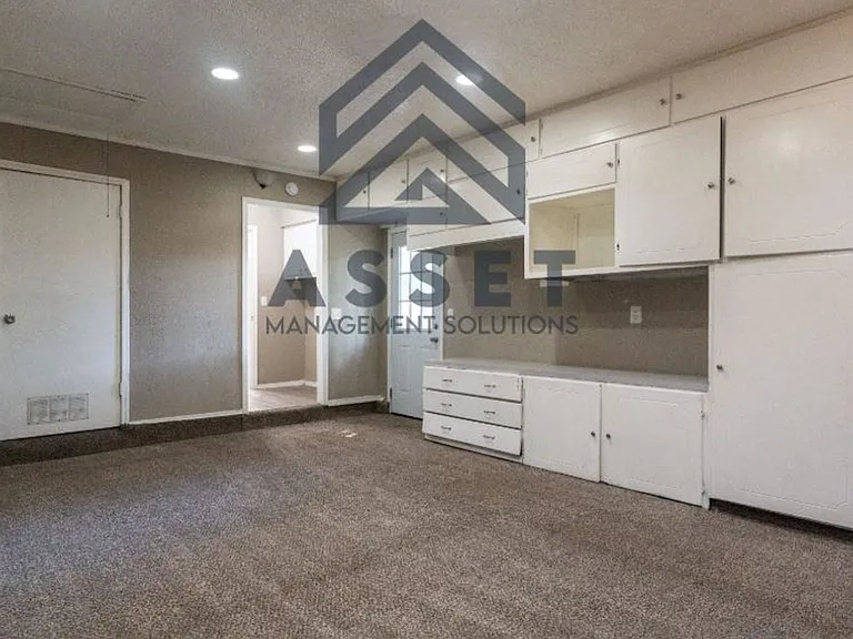 304 W Campbell Dr — Photo 32