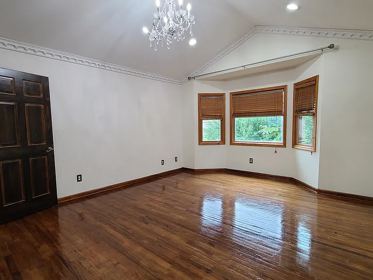526 Moonachie Ave — Photo 19