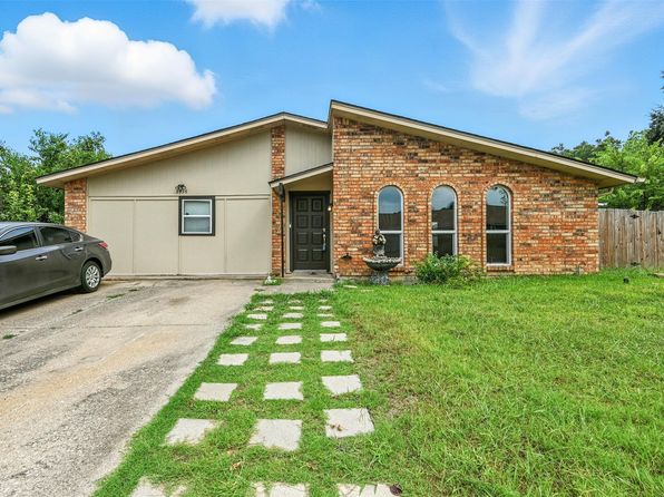 Home for Sale in Arlington TX