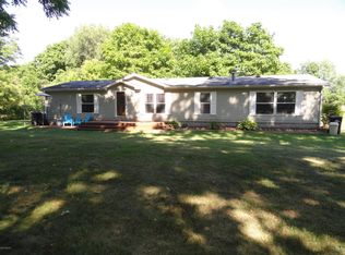 121 Candlewood Ct, Freeport, MI 49325