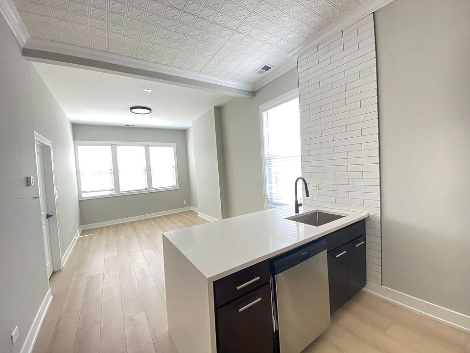 2142 S Fairfield Apartment Rentals Chicago, IL Zillow