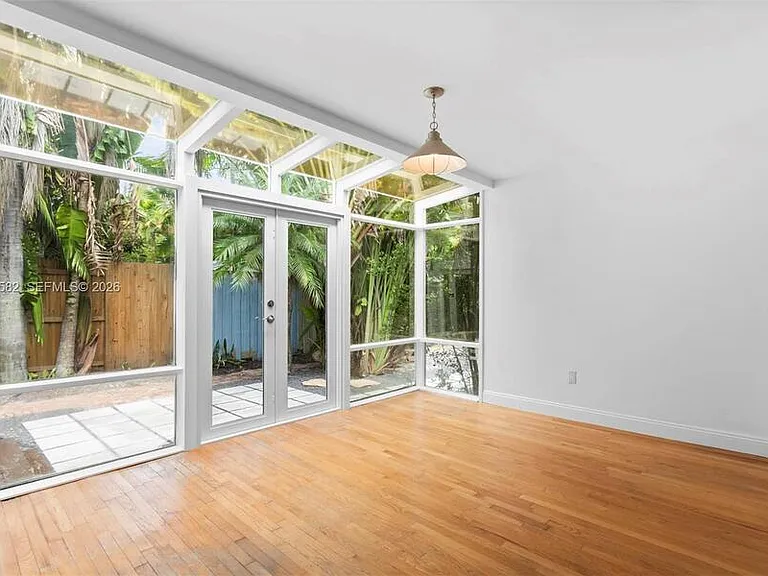 3945 Loquat Ave — Photo 5