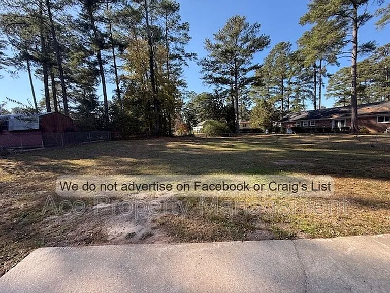 643 Wakefield Dr — Photo 12