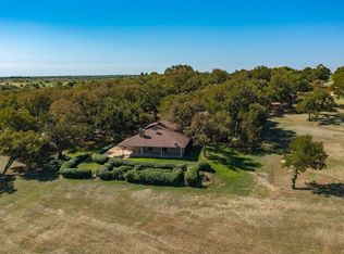 209 Hart Cir, Waxahachie, TX 75165