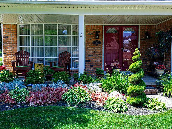 3rd image of 5165 Westmoreland Dr