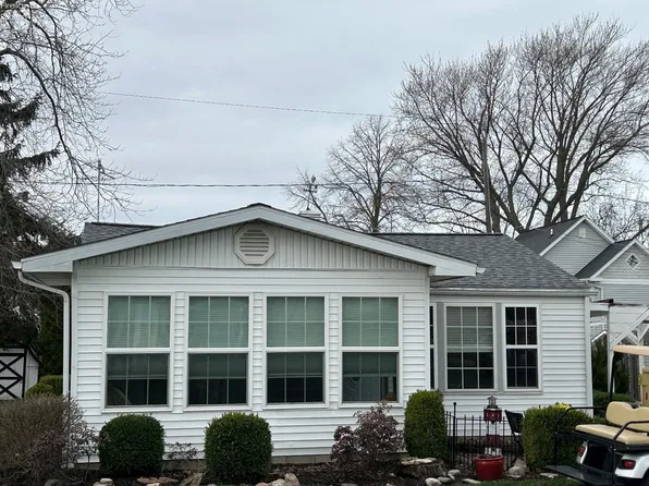 342 N Perryview Dr, Lakeside Marblehead, OH 43440