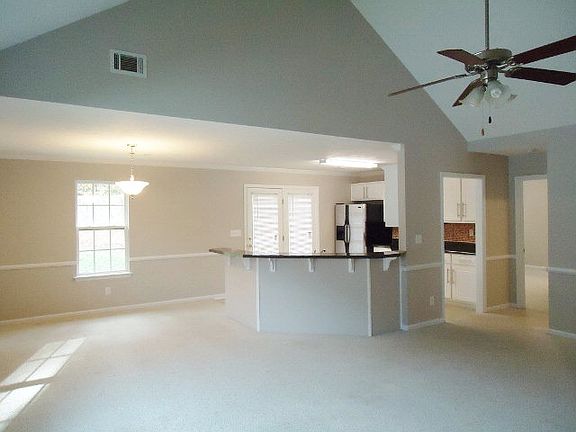 5th image of 2128 Sylvan Lake Dr