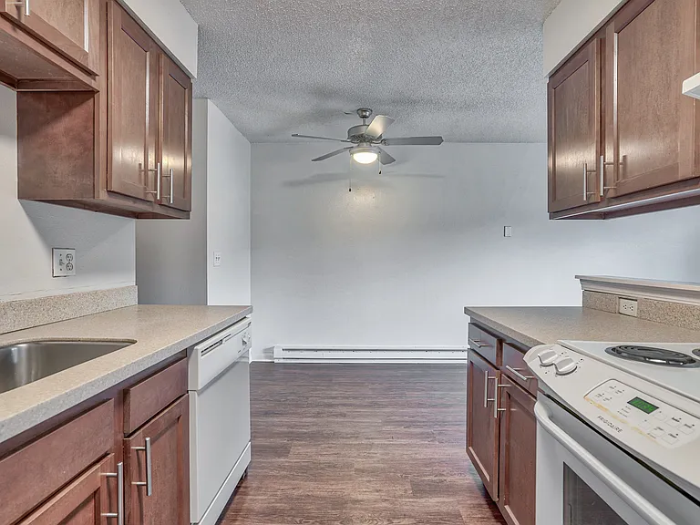 Harrison Square Apartments — Photo 10