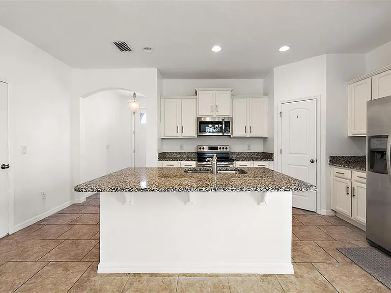 16459 Centipede St — Photo 12