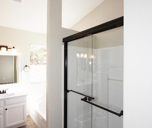 3rd image of 3861 W Carina St