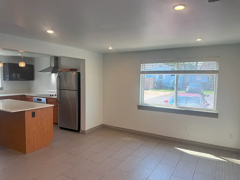 35 South Luxury Living Apartments — Photo 26