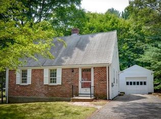 8 Rolling Ln, Natick, MA 01760