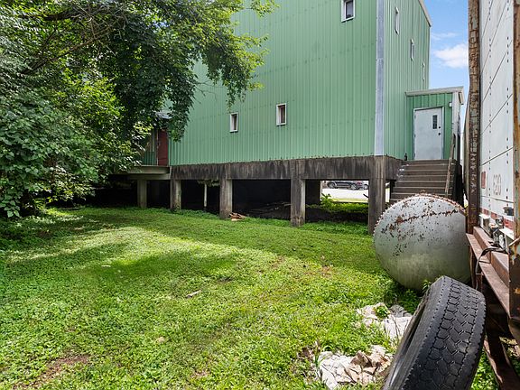 3rd image of 41 Hart St