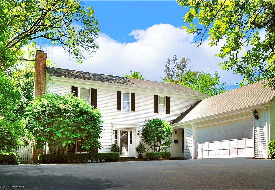 For Sale: 385 East Westminster, Lake Forest, IL 60045