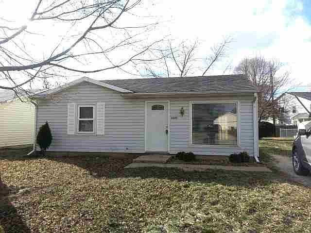 1st image of 3220 Pipers Glen Dr