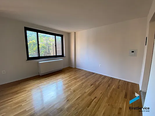 Rented by FirstService Realty (legacy) | media 11