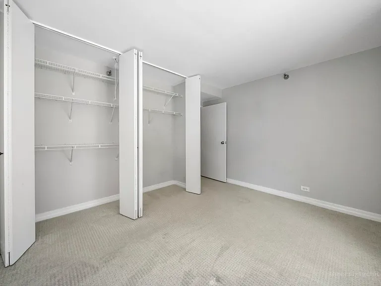 401 E Ontario St #409 — Photo 28