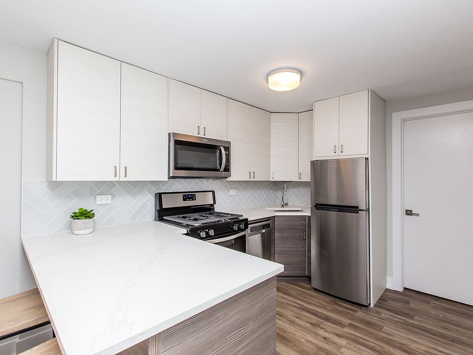 1st image of 5960 N Winthrop Ave #56-2E