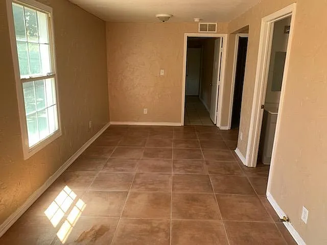 1507 Polk St Apt A Gas/Water Paid — Photo 2