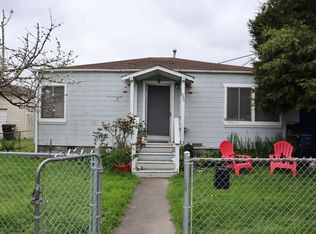 483 2nd Ave, Rio Dell, CA 95562